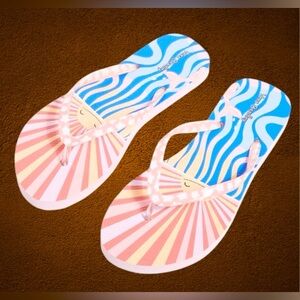 *new* Vera Bradley Women's Flip Flops Aloha Blooms